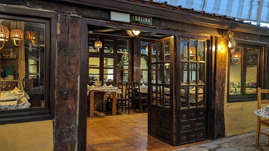 Begoña San José Linacero