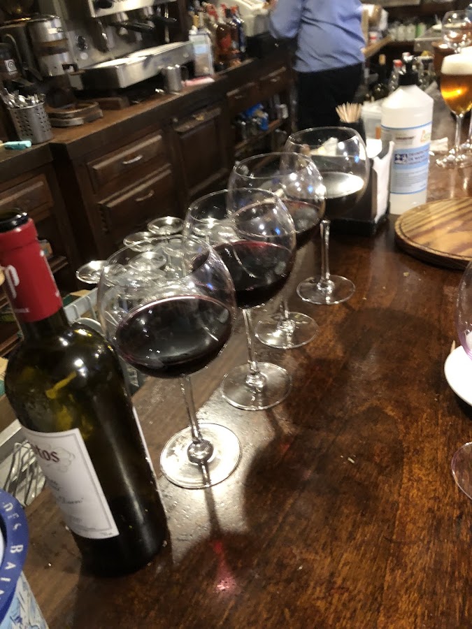 Cafe Luis Vinos y Tapas