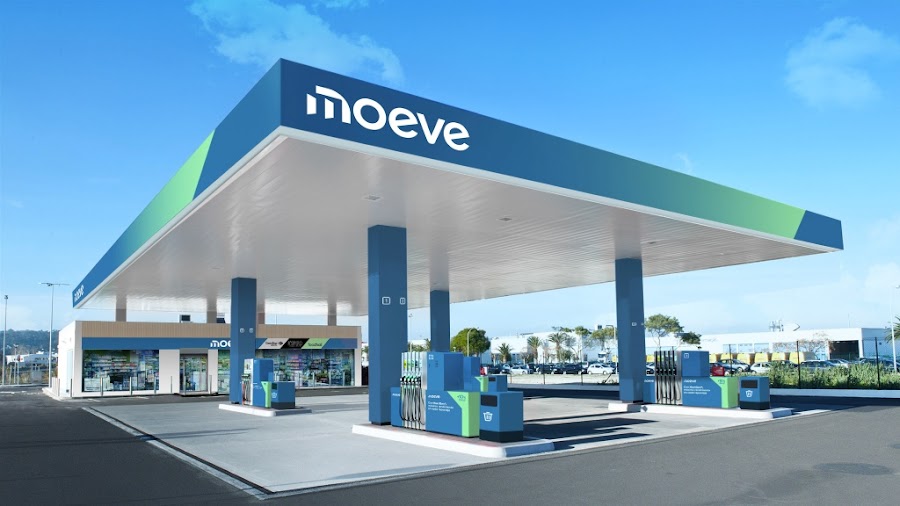 Estación de servicio Moeve, antes Cepsa