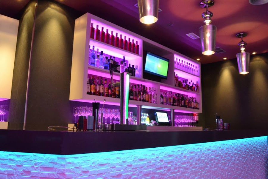 Gallery Cafe & Copas