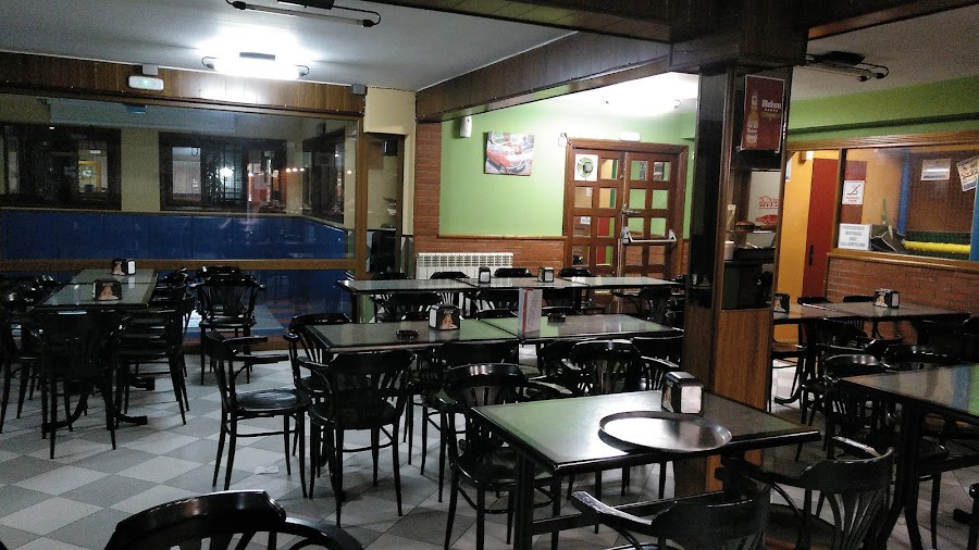 Hamburgueseria Los Rosales