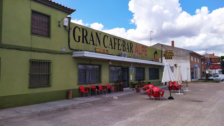 Hostal Restaurante Alpe