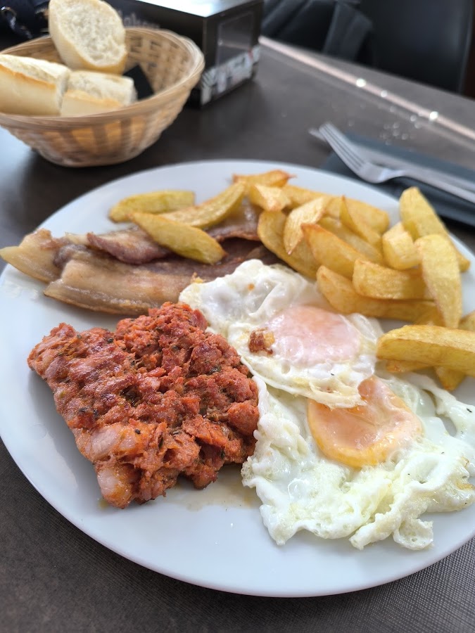 Las RR Restaurante San Miguel de Bernuy