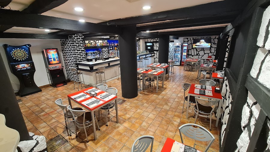 Bar Hamburguesería LAS MORERAS