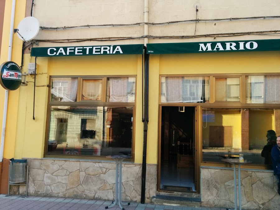 Cafeteria Mario