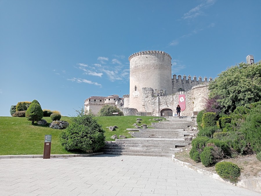 Castillo de Cuéllar (Oficina de Turismo)