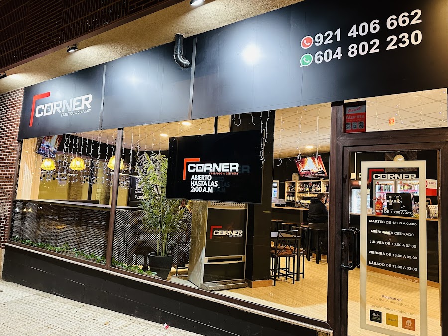 THE CORNER🔥 Lo Mejor en Comida Rápida de Segovia🍕🌭🍟🍔🌮🍹🍸🧋🥤